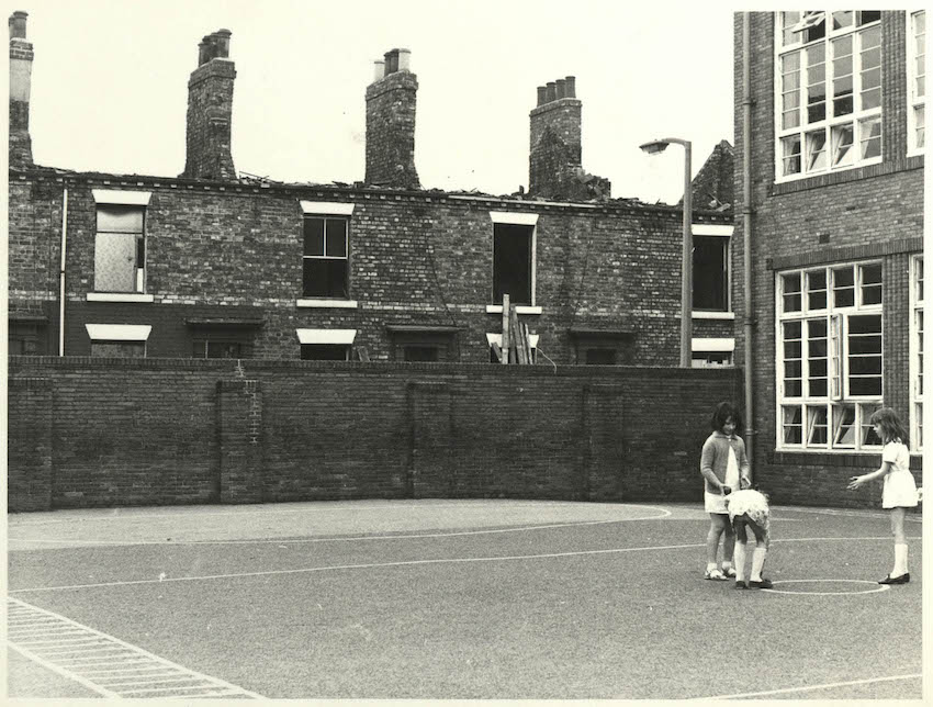 Exterior shot of Union Street, Walpole Street and Fleetham Street School on right, 1971 - M Jackson